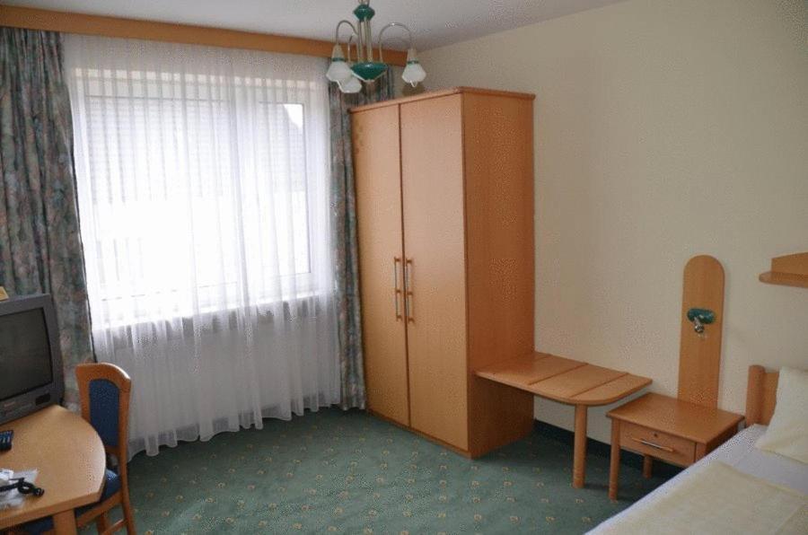 Hotel Garni Bad Schallerbach Exterior photo