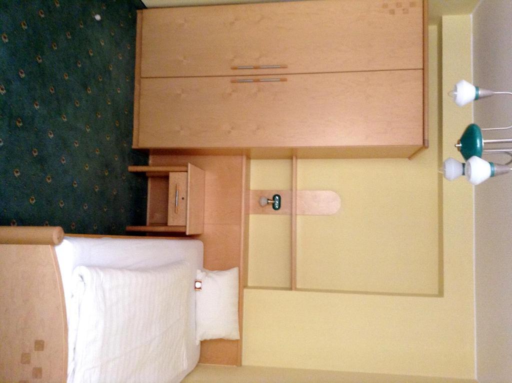 Hotel Garni Bad Schallerbach Room photo